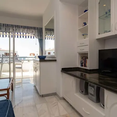 Apartament Club Atlantis 120 - With Sea And Pool View *