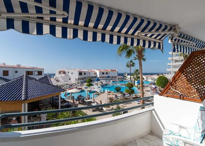 Club Atlantis 120 - With Sea And Pool View Апартаменты